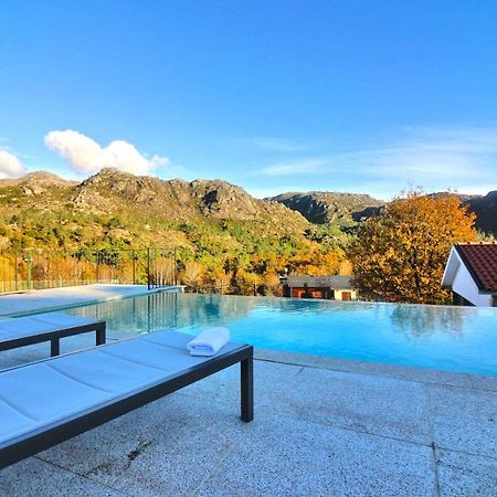 カンポ・ド・ジェレッス Casa Fraga Do Suadouroヴィラ エクステリア 写真