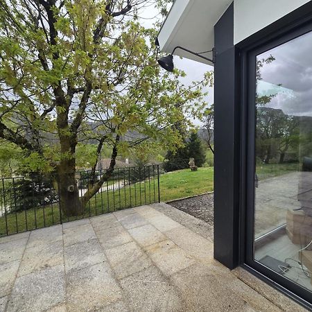 カンポ・ド・ジェレッス Casa Fraga Do Suadouroヴィラ エクステリア 写真