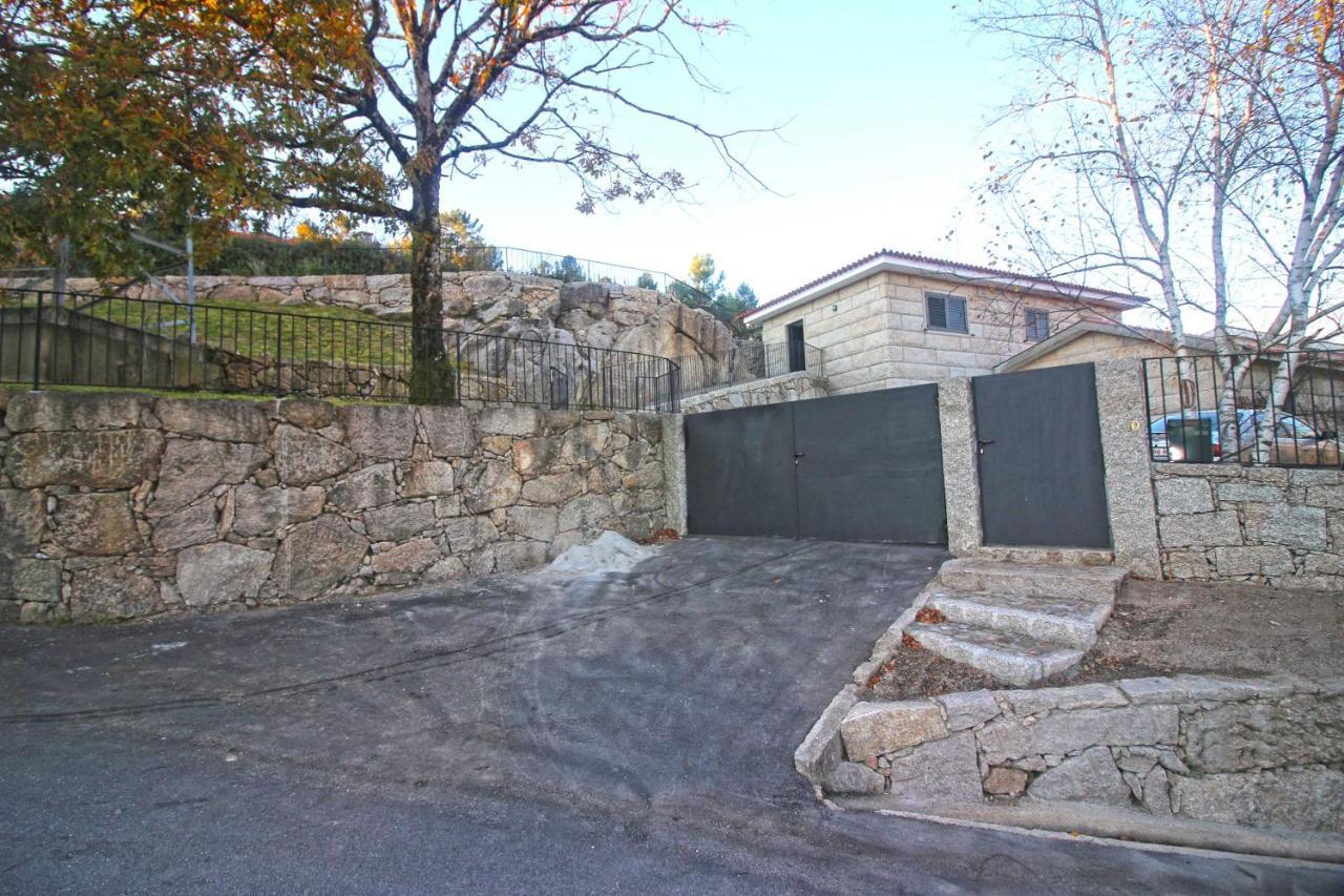 カンポ・ド・ジェレッス Casa Fraga Do Suadouroヴィラ エクステリア 写真