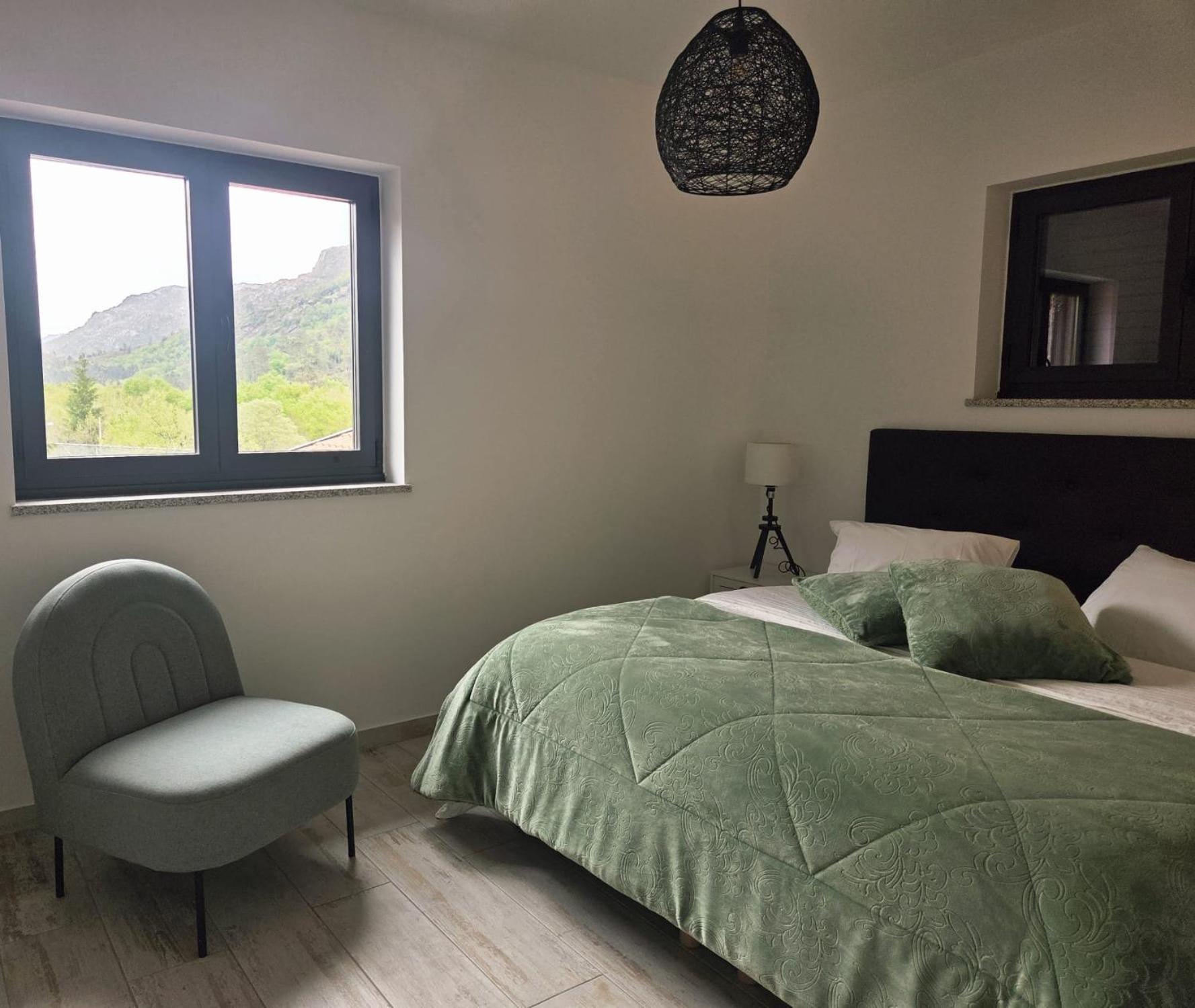 カンポ・ド・ジェレッス Casa Fraga Do Suadouroヴィラ エクステリア 写真