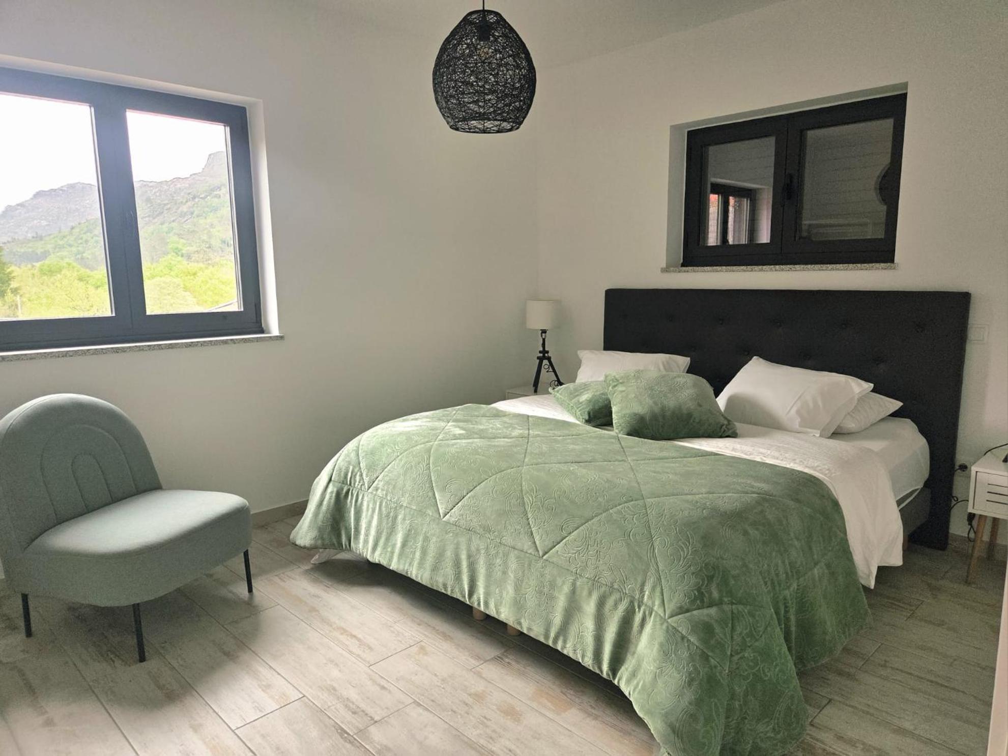 カンポ・ド・ジェレッス Casa Fraga Do Suadouroヴィラ エクステリア 写真